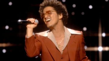 Bruno Mars em performance na edição de 2021 do Grammy - Getty Images