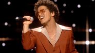 Bruno Mars em performance na edição de 2021 do Grammy - Getty Images