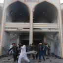 Explosão atingiu mesquita com fiéis, em Cabul - Reprodução / Twitter / El Clarin