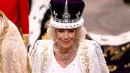 A rainha Camilla com o colar oficial da coroação - Getty Images