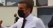 Emmanuel Macron pouco antes de ser agredido - Divulgação/Twitter/Ihtisham Ul Haq