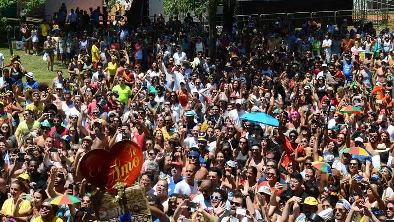 Bloco de carnaval em São Paulo, em 2017 - Rovena Rosa / Agência Brasil via Wikimedia Commons