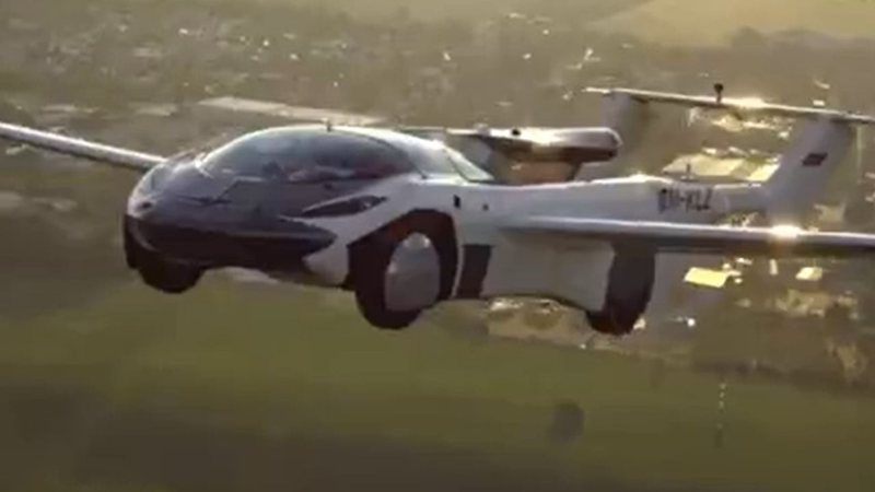 O carro voador "AirCar" da Klein Vision