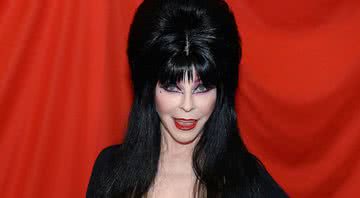 A atriz Cassandra Peterson como Elvira - Getty Images