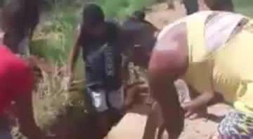 Uma das irmãs gravou um vídeo cobrando as autoridades - Divulgação