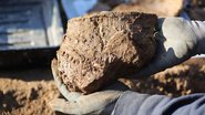 Pote de barro encontrado em Cardiff, no País de Gales - Divulgação/Vivian Paul Thomas
