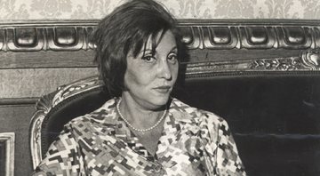 Retrato da escritora e jornalista Clarice Lispector - Wikimedia Commons