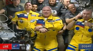 Cosmonautas que chegaram na ISS - Divulgação/YouTube/Roscosmos