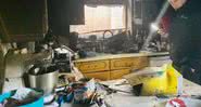 Imagem da cozinha da família destruída pelas chamas - Divulgação/Amy Brown