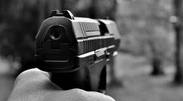 Imagem ilustrativa de uma pistola - Pixabay
