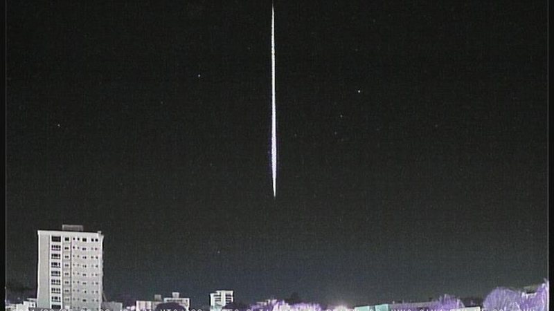 Fotografia do meteoro - Divulgação / Observatório Espacial Heller & Jung