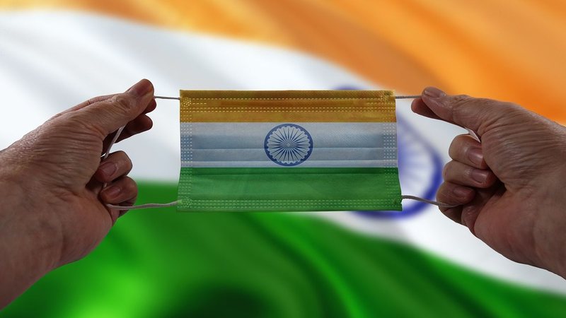 Fotografia meramente ilustrativa de máscara estampada com a bandeira da Índia - Divulgação/ Pixabay