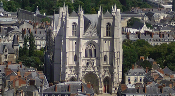 Fachada da Catedral de Nantes - Adam Bishop/Wikimedia Commons