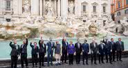 Líderes mundiais jogam moedas na famosa Fontana di Trevi - Getty Images