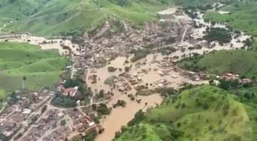Cidade de Jucuruçu foi tomada pela lama - Divulgação / Prefeitura de Jucuruçu
