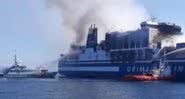A embarcação que pegou fogo - Divulgação / vídeo / CNN