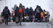 Refugiados ucranianos chagam à Polônia - Getty Images