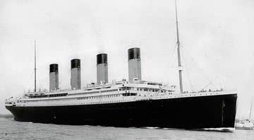 O navio Titanic em 10 de abril de 1912 - Domínio público / Francis Godolphin Osbourne Stuart