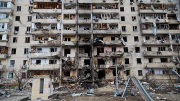 Prédio bombardeano na Ucrânia - Getty Images