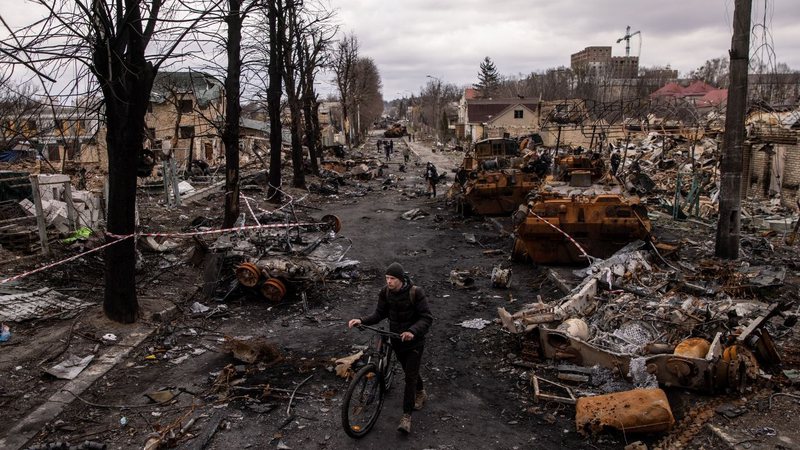 Cidade de Bucha destruída pelas bombas russas - Getty Images
