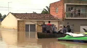 Casas foram inundadas em Atalaia - Divulgação / TV Globo