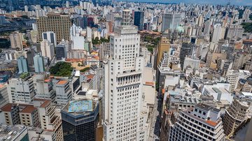 Cidade de São Paulo vista de cima - Wikimedia Commons / Webysther Nunes
