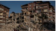 Terremoto ocorrido há três semanas provocou grande destruição na região