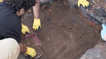 Pesquisadores escavam prédio do DOI-Codi - Divulgação / vídeo / TV Globo