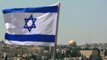 Bandeira de Israel em Jerusalém Oriental - Getty Images