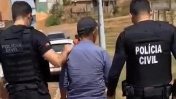Momento da prisão do suspeito - Divulgação/PCPA