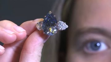 O diamante que será leiloado - Divulgação/vídeo/Youtube/Reuters