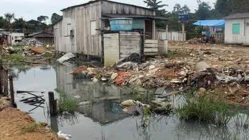 Residências sem saneamento básico - Divulgação/Secretaria Municipal do Verde e do Meio Ambiente de SP