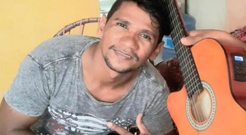 Fotografia do cantor Vinicius Borges, de 35 anos - Divulgação/Arquivo Pessoal