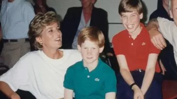 Diana ao lado de seus filhos, os príncipes William e Harry - Divulgação/The Passage
