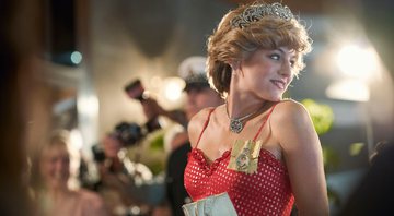 A atriz Emma Corrin interpreta a Princesa Diana em The Crown - Crédito: Divulgação/Netflix