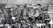 Manifestação "diretas já" pedindo eleições diretas para presidente - Arquivo da Agência Brasil - ABr via Wikimedia Commons