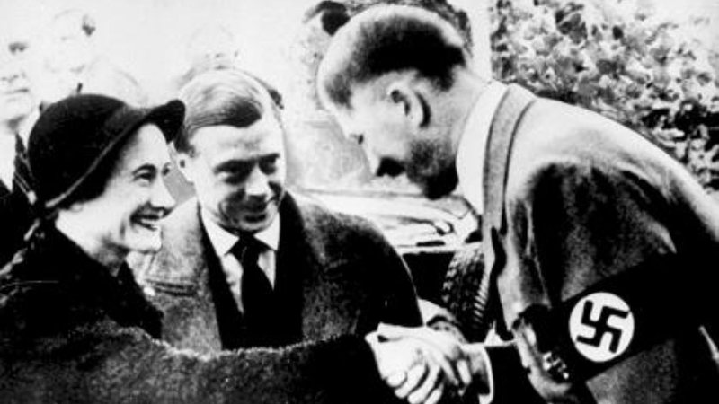 Edward VIII, Wallis Simpson e Adolf Hitler