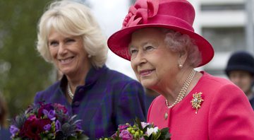 Camilla, esposa de Charles, ao lado de Elizabeth II - Getty Images