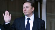 Elon Musk saindo de um depoimento em julgamento em janeiro de 2023 - Justin Sullivan/Getty Images