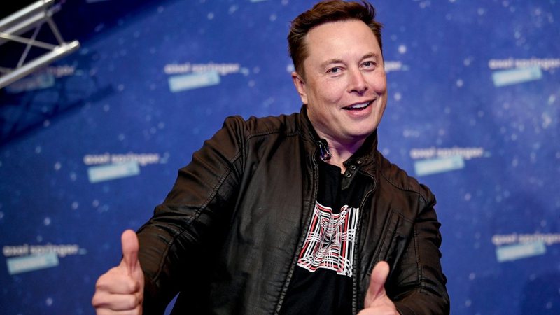 Elon Musk durante evento público em 2020 - Getty Images