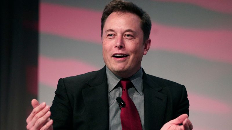 Elon Musk durante evento público em 2015 - Getty Images