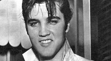 Elvis em retrato de 1958 - Wikimedia Commons / Rossano aka Bud Care