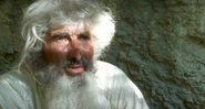O eremita Panta Petrovic em sua caverna na Sérvia - Divulgação/Youtube
