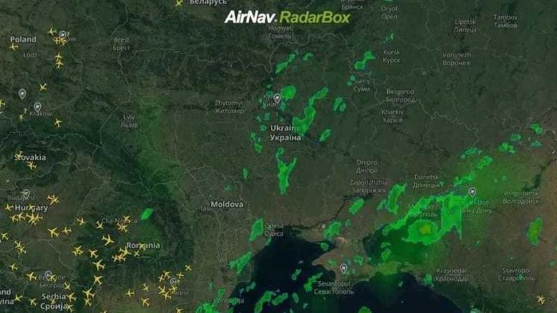 Imagem registra espaço aéreo da Ucrânia vazio - Divulgação / RadarBox