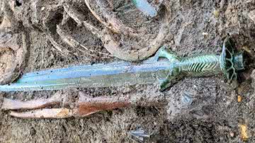 Espada de 3 mil anos encontrada na Alemanha - Reprodução / Dr. Woidich