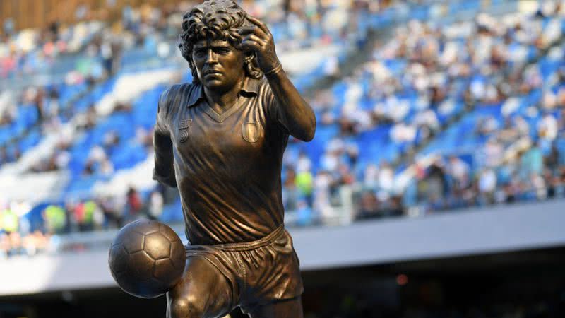 Estátua de bronze feita em homenagem a Maradona - Getty Images