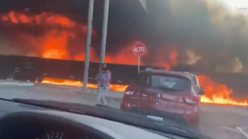 Explosão no bairro de Aguascalientes, no  México, - Reprodução/Vídeo/Twitter: @azucenau
