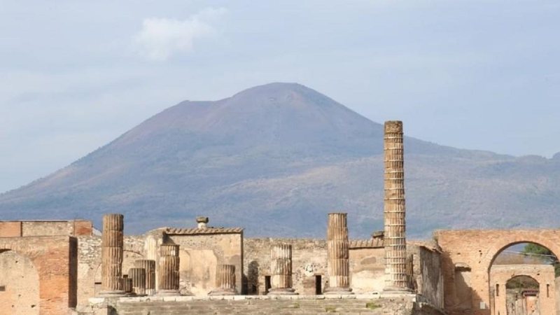 Imagem ilustrativa da exposição imersiva de Pompeia - Divulgação/ Instagram/ Le Grand Palais