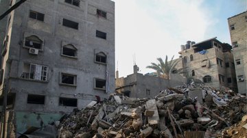 Fotografia da cidade de Gaza durante conflito - Getty Images