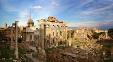 Imagem meramente ilustrativa das ruínas do Fórum Romano - Creative Commons/ Wikimedia Commons